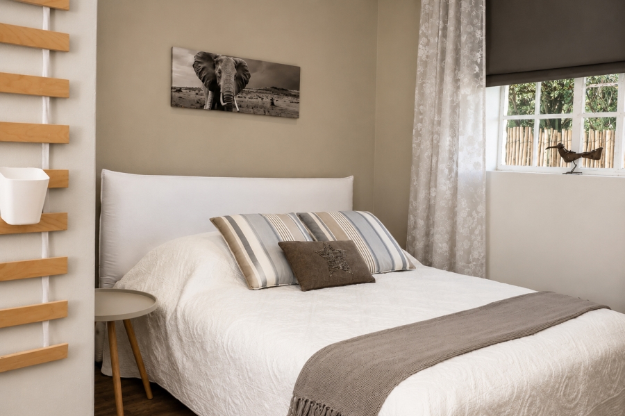 9 Bedroom Property for Sale in Golden Acre Western Cape